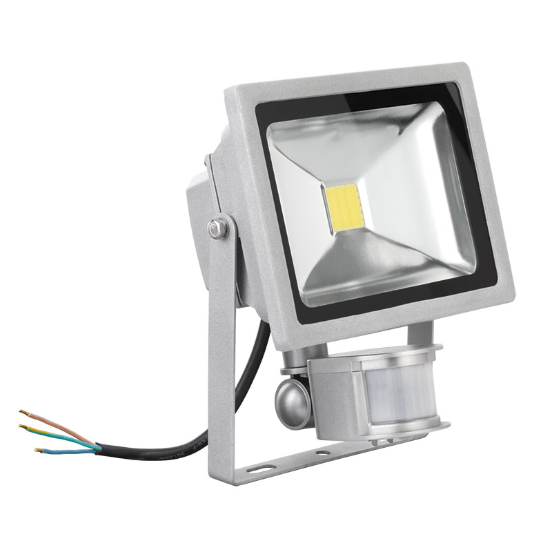 20 W 1700 LM OUTDOOR SAMSUNG LED FLOOD LIGHT WITH SENSOR S464 20 LED Lights Heaters lighting and lenses General tools Fervi Pro smart equipment